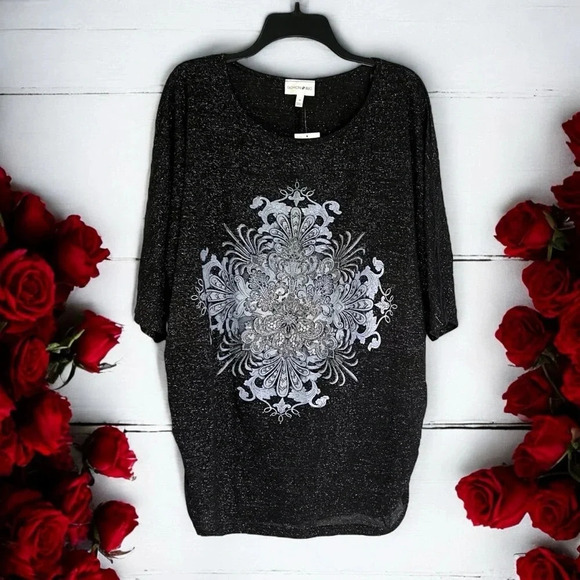 Fashion Bug Ruched Top NEW Black Silver Sparkle Blouse Plus Size 2X Medallion - Picture 1 of 10